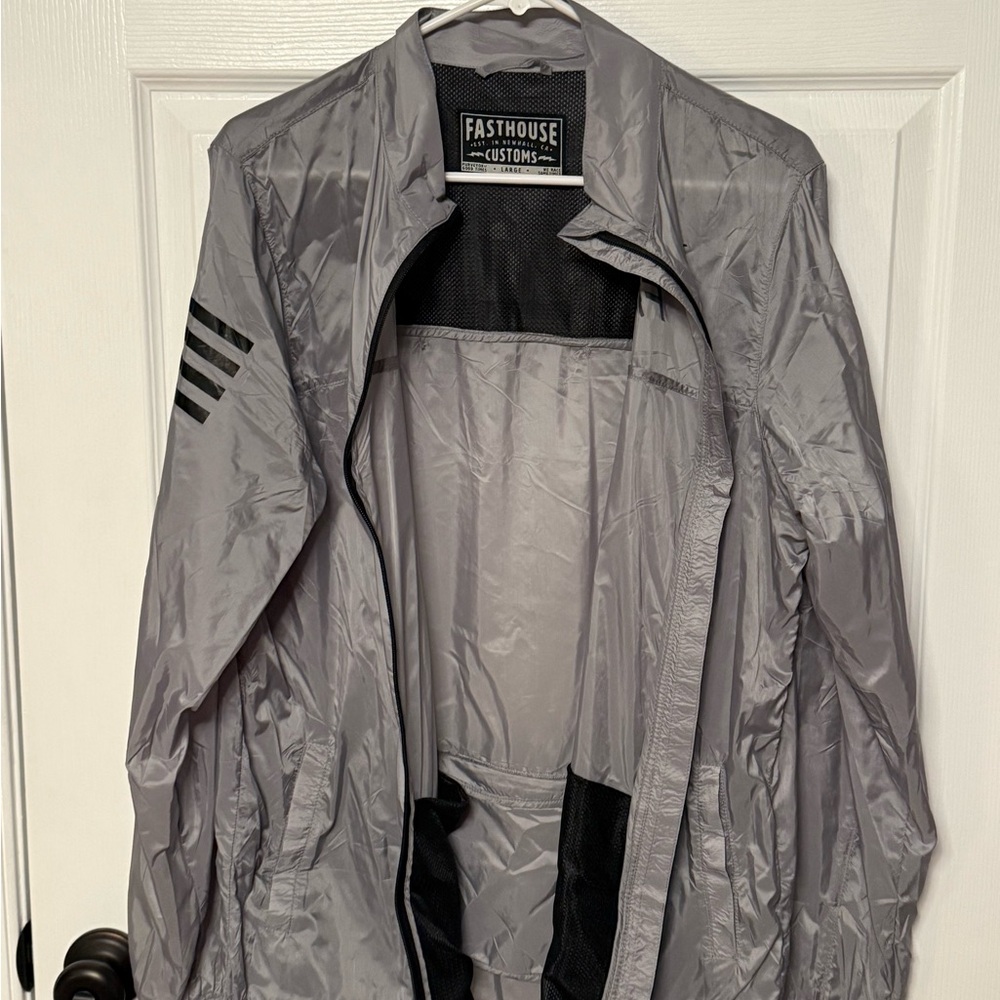 Fasthouse Tracker Packable Windbreaker Mountain B… - image 4